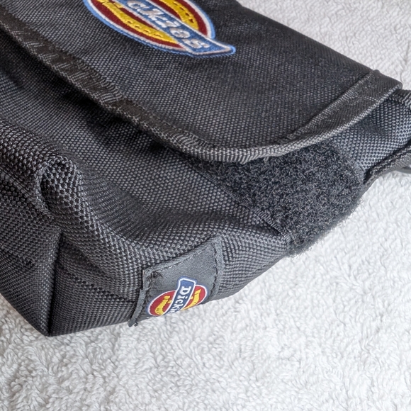 Dickies Black Crossbody Bag NWOT - Picture 3 of 8